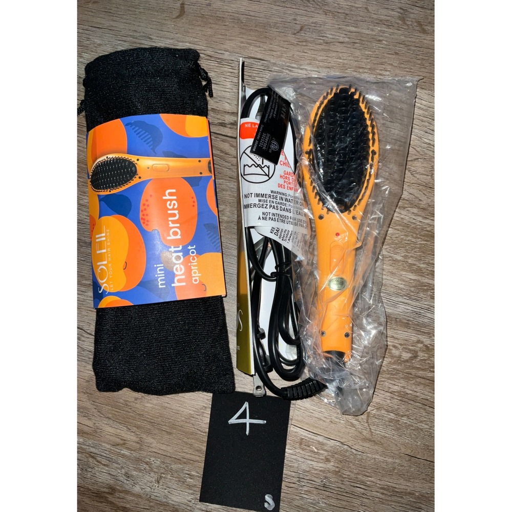 Soleil Mini Heat Brush Travel Size Ceramic Bristles hair care Apricot